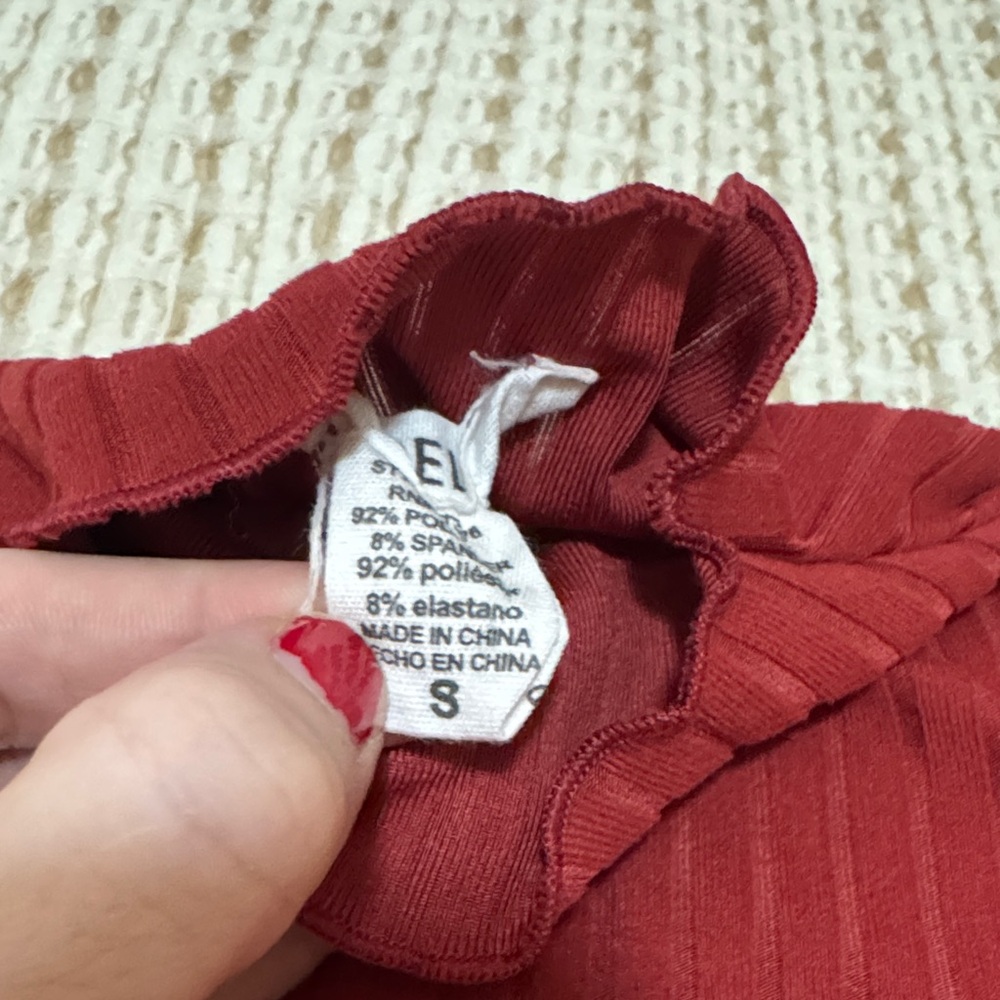 Maroon Ribbed One Piece - Picture 2 of 2